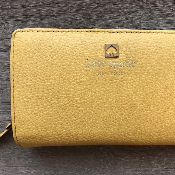 kate spade yellow wallet